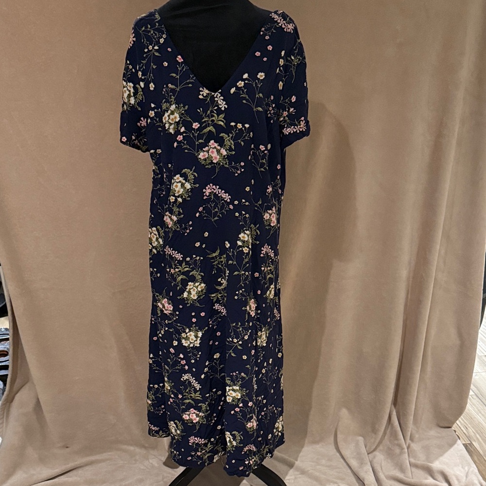 Old Navy Navy Floral Maxi Dress